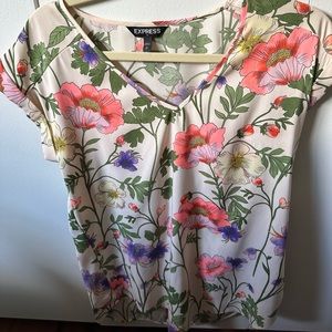 Express Floral V Tee